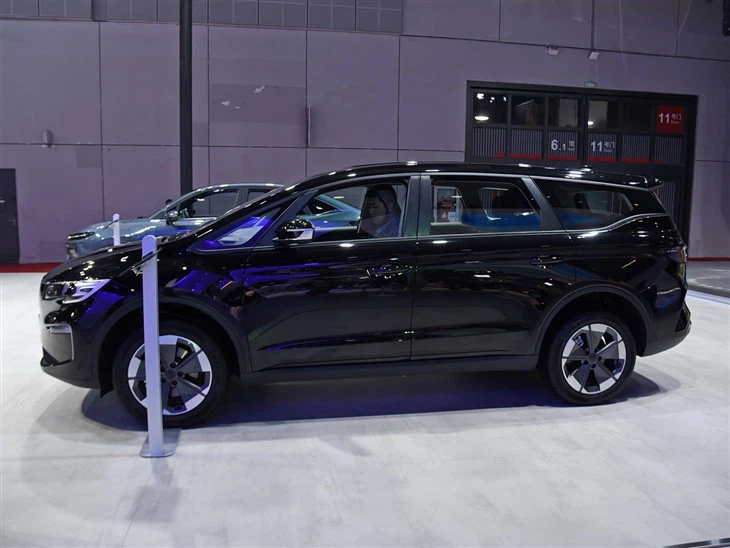 Ruilan 8 RHD 7 Seater MPV best