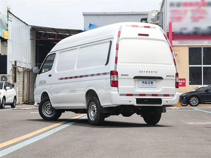 Skyworth D10 EV Micro Van